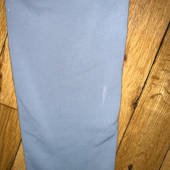 Alo Yoga High Waist Airbrush Capri Blue Skies SIZE MD - Picture 4 of 11